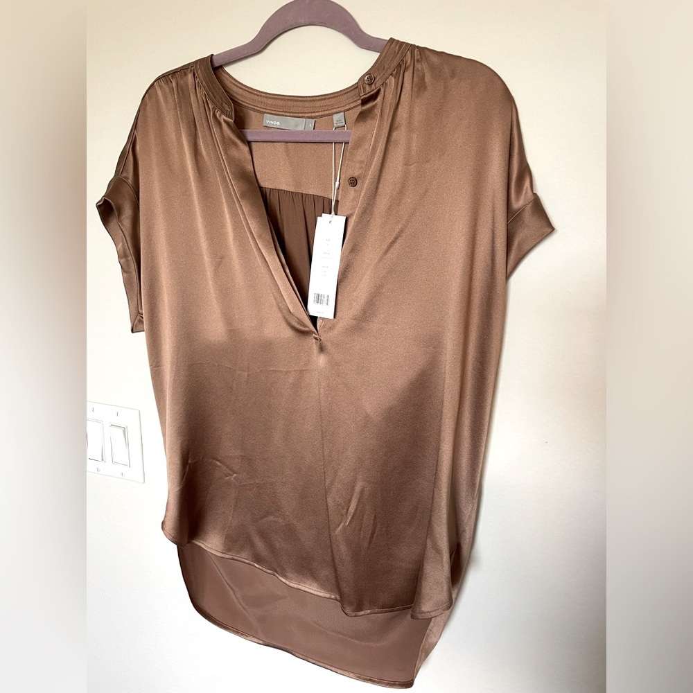 Vince short sleeved Shired 100% silk blouse, size XS